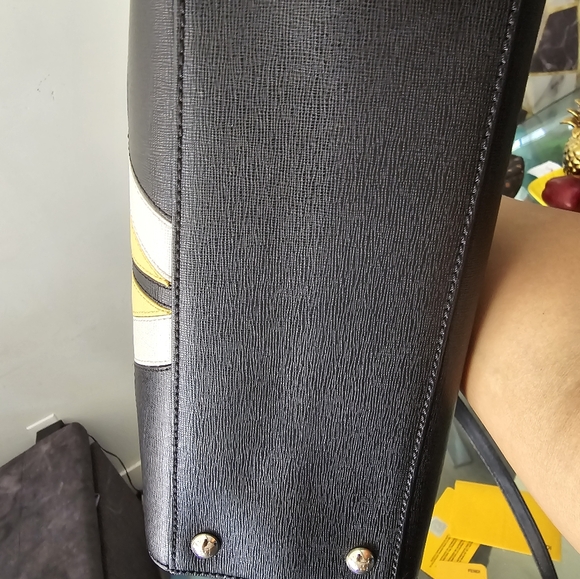 Authentic FENDI 2 JOURS - Picture 5 of 13